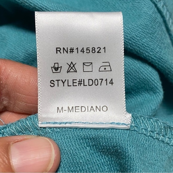 Listicle Tiered Ruffle Dress Size Medium NWT - Picture 10 of 13